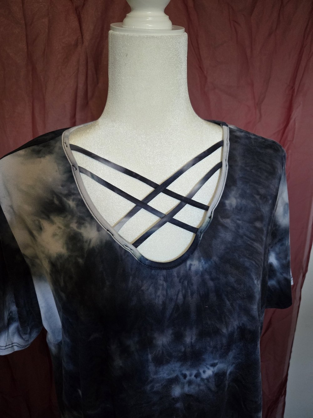 HEIMISH USA Black & Gray Tie-Dye Crisscross V-Neck Short Sleeve Top - Picture 2 of 5